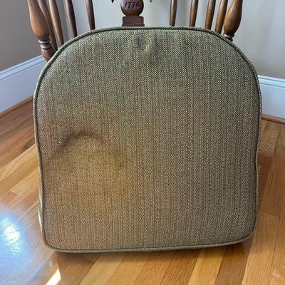 1776 Eagle Back Wooden Chair (LR-BC)