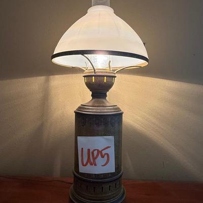 UP5-Table lamp