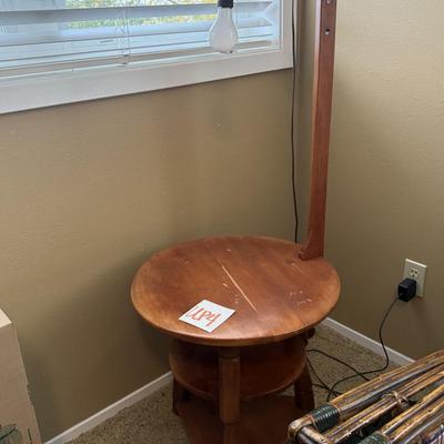 UP4-Lamp table