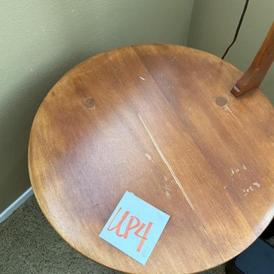 UP4-Lamp table