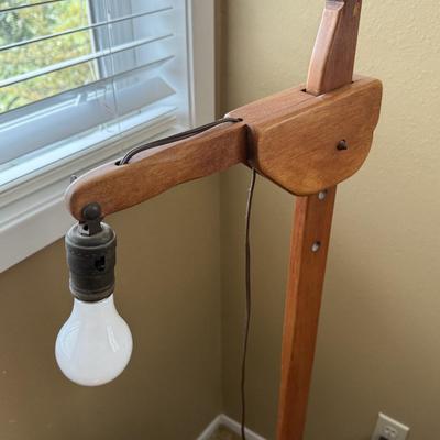 UP4-Lamp table