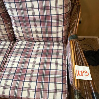 UP3-Rattan couch