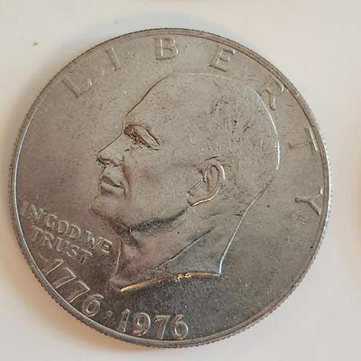 Grouping of Eisenhower Bicentennial Half Dollars
