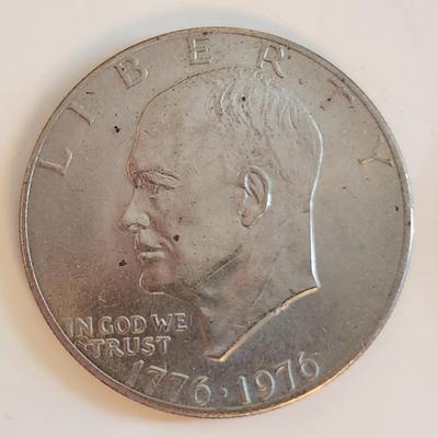 Grouping of Eisenhower Bicentennial Half Dollars