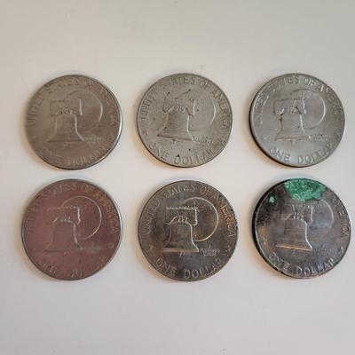 Grouping of Eisenhower Bicentennial Half Dollars