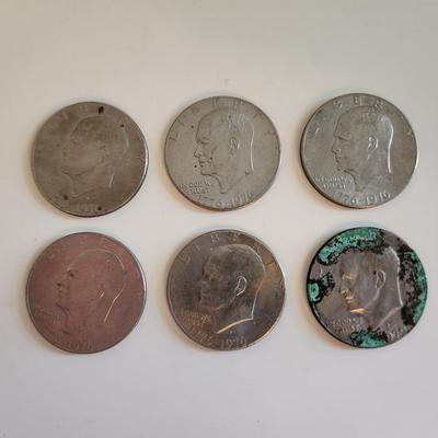 Grouping of Eisenhower Bicentennial Half Dollars