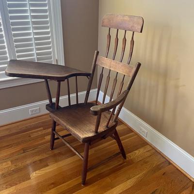 Windsor Comb Back Chair with Writing Desk (LR-BC)