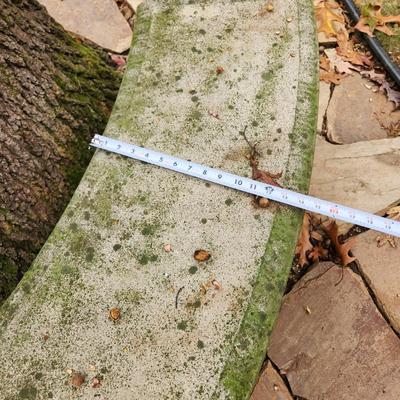 Concrete Round Table w 4 Benches 41" diameter table