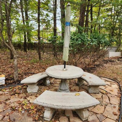 Concrete Round Table w 4 Benches 41" diameter table
