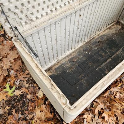 Large Lifetime Outdoor Patio Storage Box 60x24x27
