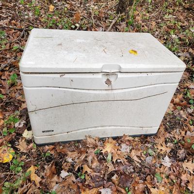 Lifetime Outdoor Patio Storage Box 38x24x27