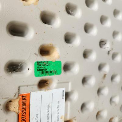 Lifetime Outdoor Patio Storage Box 38x24x27