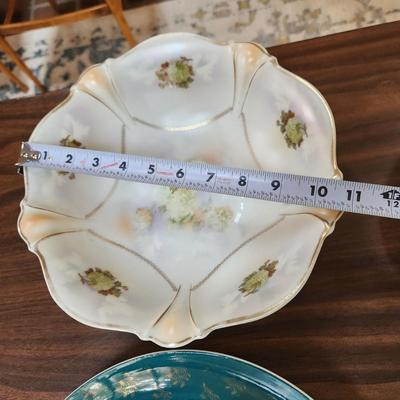 4 Vintage Collectable Plates Victoria Carlsbad Austria Made in Germany