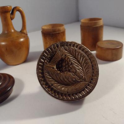 Sale Photo Thumbnail #455: Collection of Wooden House Wares/Home Decor