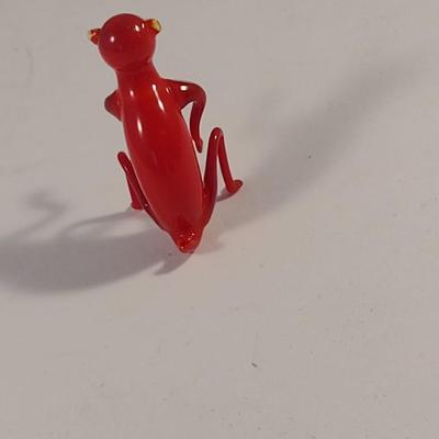 Sale Photo Thumbnail #516: Collection of Antique Miniature Glass Figurines.  Please review pictures carefully- items may have chipping/missing parts.