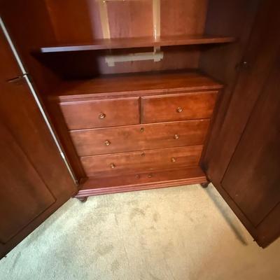Sale Photo Thumbnail #587