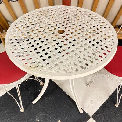 LOT 66: White Metal Ice Cream Parlor Round Table and Chairs