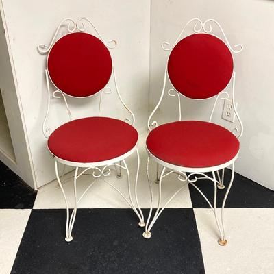 LOT 66: White Metal Ice Cream Parlor Round Table and Chairs