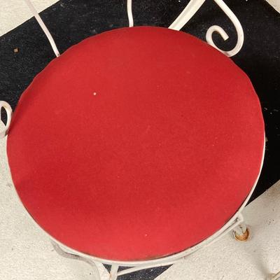 LOT 66: White Metal Ice Cream Parlor Round Table and Chairs