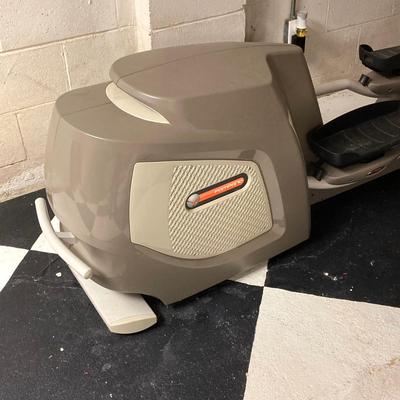 LOT 69: Yowza Fitness Elliptical Machine - Model Pompano