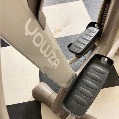 LOT 69: Yowza Fitness Elliptical Machine - Model Pompano
