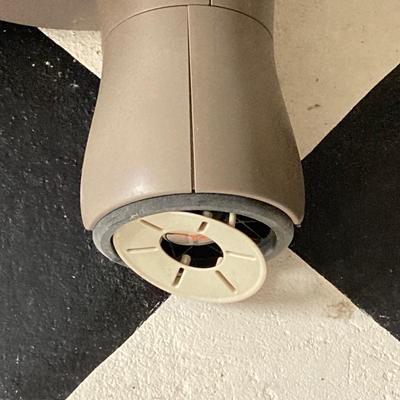 LOT 69: Yowza Fitness Elliptical Machine - Model Pompano