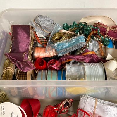 LOT 72: Collection of Sewing Notions / Crafting Tools and Supplies