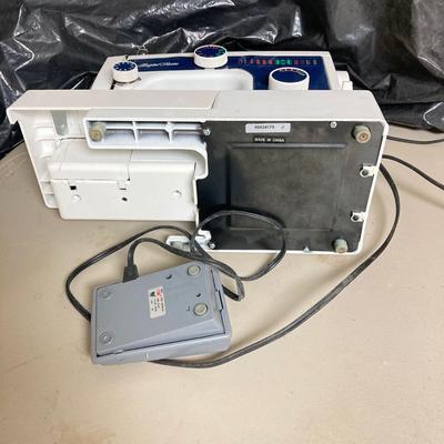 LOT 73: Necchi Sewing Machine Royal Series Model No. 3205FA