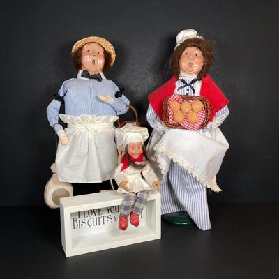 LOT 74: Byers' Choice Ltd. The Carolers Figurines - "Cries of London" Butcher, Colonial Woman Holding Basket, Box, Kindles...