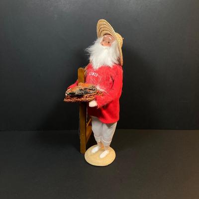 LOT 75: Byers' Choice Ltd. The Carolers Signed by Joyce Byers - Lewes, Delaware Beach Figurine