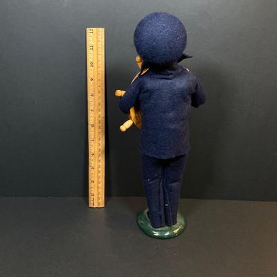 LOT 77: Byers' Choice Ltd. The Carolers - S.S. Ocean City, N.J. Figurine with Box