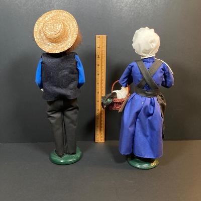 LOT 78: Byers' Choice Ltd. The Carolers Signed by Joyce Byers - Amish Man Holding Turkey, Amish Woman Holding Basket with Hen and Box