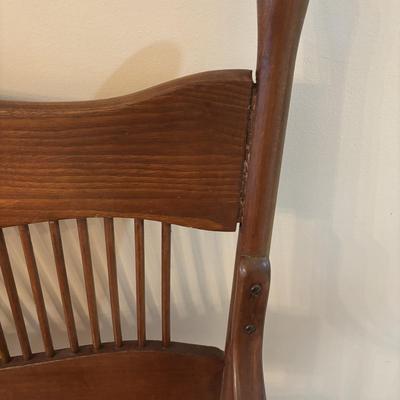 LOT 83: Vintage Brentwood Style Sette/Bench