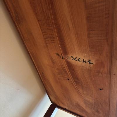 LOT 84: Shaker Sideboard/Huntboard