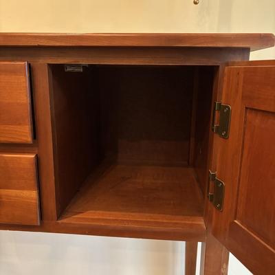 LOT 84: Shaker Sideboard/Huntboard