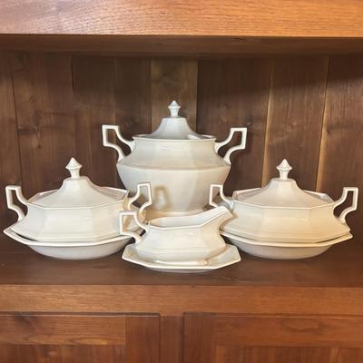 LOT 89: Johnson Brothers Heritage White China Serving Collection: Covered Serving Bowls, Gravy Boat w/Plate, Platters & Soup Tureen
