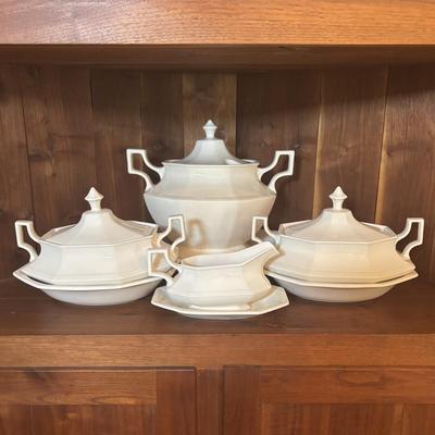 LOT 89: Johnson Brothers Heritage White China Serving Collection: Covered Serving Bowls, Gravy Boat w/Plate, Platters & Soup Tureen