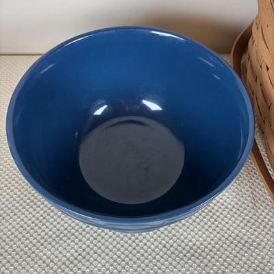 LOT 93: Longaberger Pie Basket, Cuisinart 14" Oval Baker Dish, Waffle Cone Ice Cream Bowls w/Spoons, William & Sonoma Cookies...