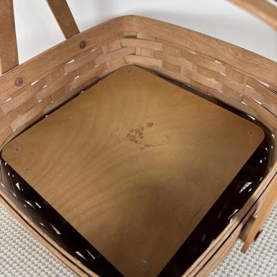 LOT 93: Longaberger Pie Basket, Cuisinart 14" Oval Baker Dish, Waffle Cone Ice Cream Bowls w/Spoons, William & Sonoma Cookies...