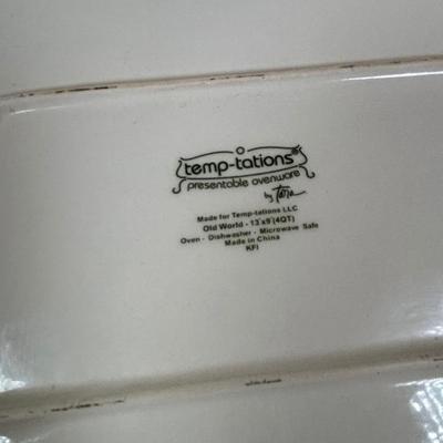 LOT 94: Temptations "Old World" Yellow Collection