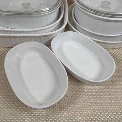 LOT 96: Corning Ware French White: Oval & Round Casserole, Grab it w/Lid, Quiche & More