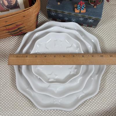 LOT 98: Longaberger Holiday Basket, Princess House Embossed Trio of Star Plates Snowman on Bicycle Music Box, It's a Wonderful Life...