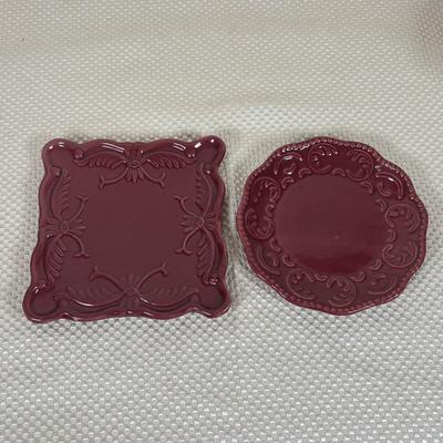 LOT 99: Serving Platter, Cake Stand: California Pantry, Pier One, Chantel, Ceriart etc..