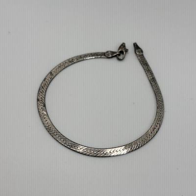 LOT 106: Sterling Silver 20" Herringbone Necklace & 7" Bracelet