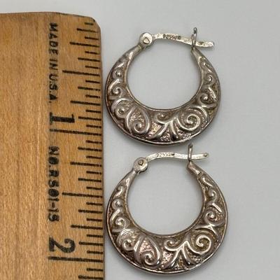 LOT 108: Sterling Silver 18" Rope Chain Necklace with a Carnelian/Reddish Brown Stone Pendant & 2 Pair of Sterling Silver Hoop...