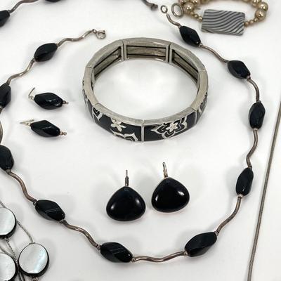 LOT 112: Fashion Jewelry Collection - Necklaces, Bracelets and Earrings