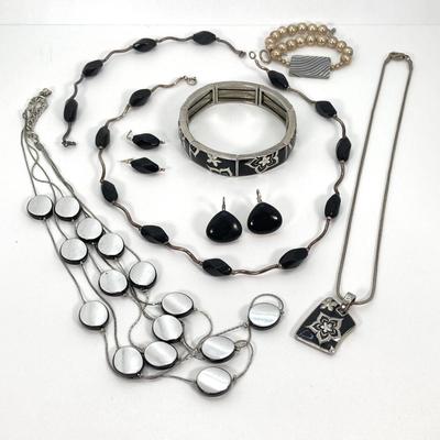 LOT 112: Fashion Jewelry Collection - Necklaces, Bracelets and Earrings