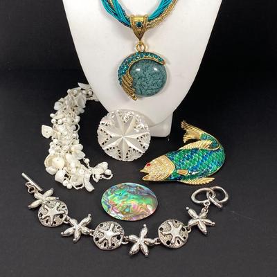 LOT 113: Beautiful Fashion Jewelry Collection - Colorful / Bejeweled and More