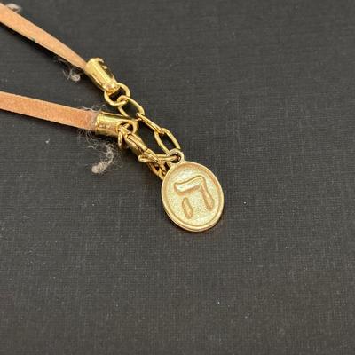 LOT 117: All That Glitters - Tagged Gold Tone Necklace Collection