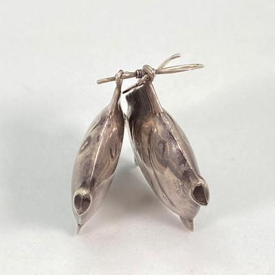 LOT 118: Sterling Silver Jewelry - Dangling Fish Earrings and Shell Pendant Necklace